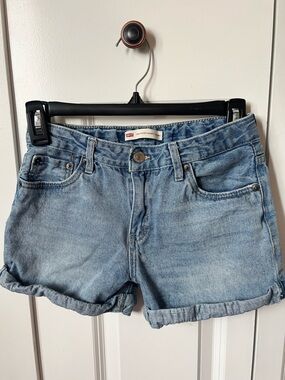 Levi's girls sz 14 denim shorts